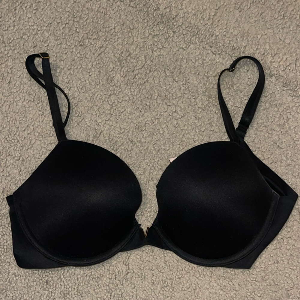 Victoria’s Secret Push Up Bra 34D